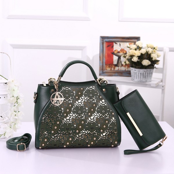 CPC2703-Rip Black