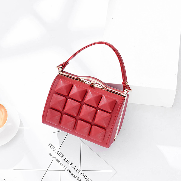 OB1368Red