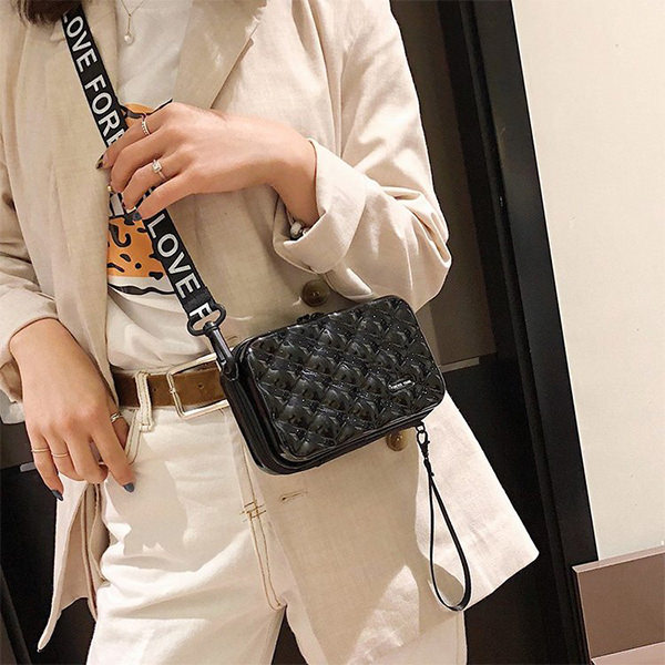 OB1621Black