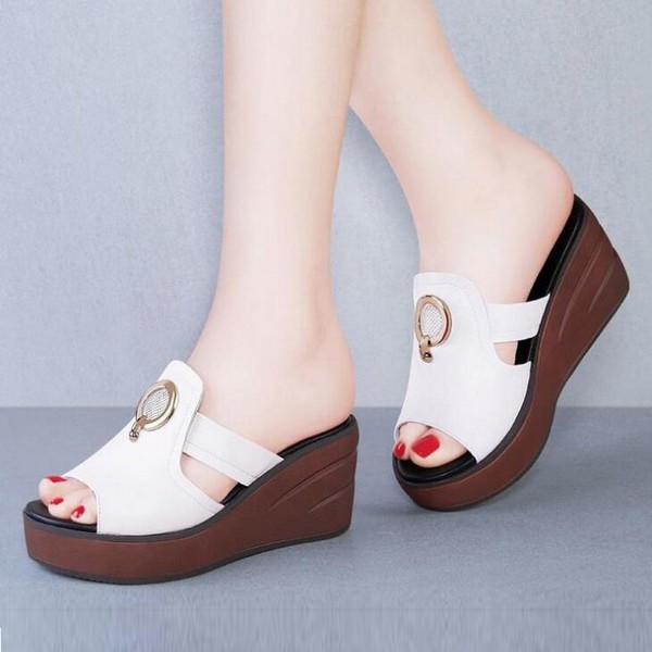 SS2496White