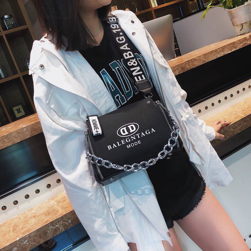 OB1744Black